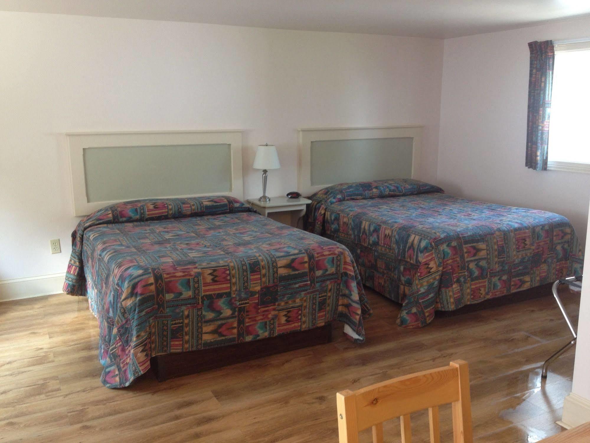 Seawinds Motel & Cottages Дигби Екстериор снимка